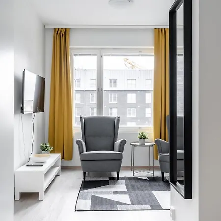 Hiisi Homes Ratapiha 公寓 *